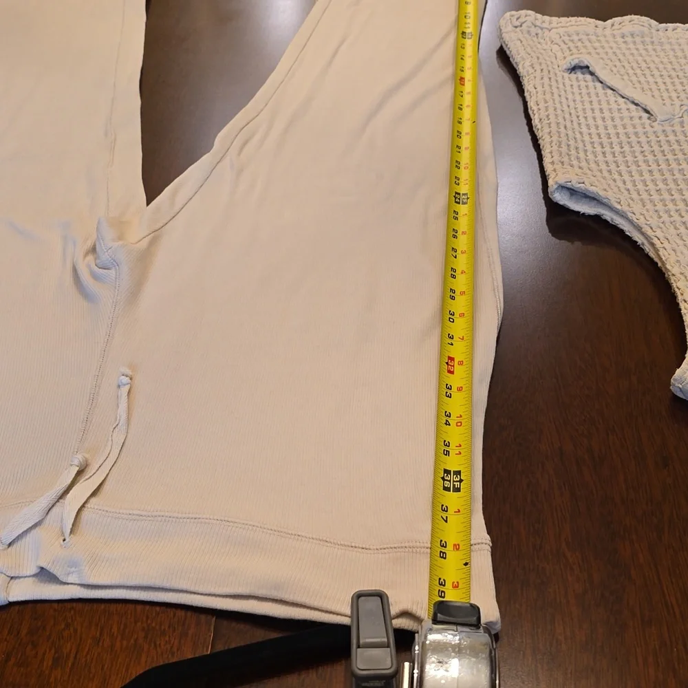 Mod-O-Doc Cotton Vest and Pant Set. - Picture 11 of 11